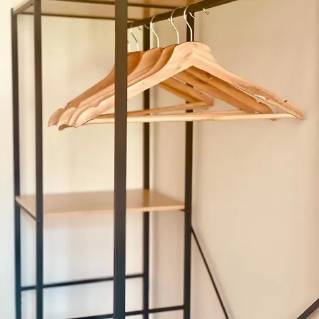 Bernocchi Roma Apartment, Difronte Metropolitana * アチリア